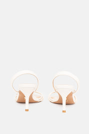 SANDALIAS ATÚN CREMA