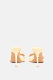 MULES BRANDINCHI AMARILLAS