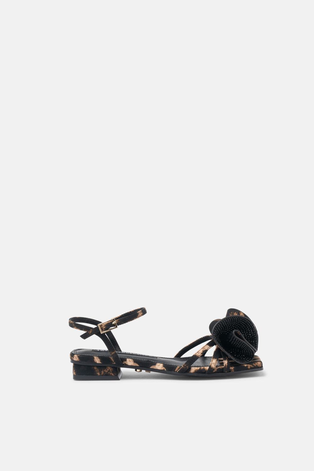 VARELA-ANIMALIER-SANDALI-BASSI-NERO-STRASS-TWENTYFOURHAITCH__5.jpg