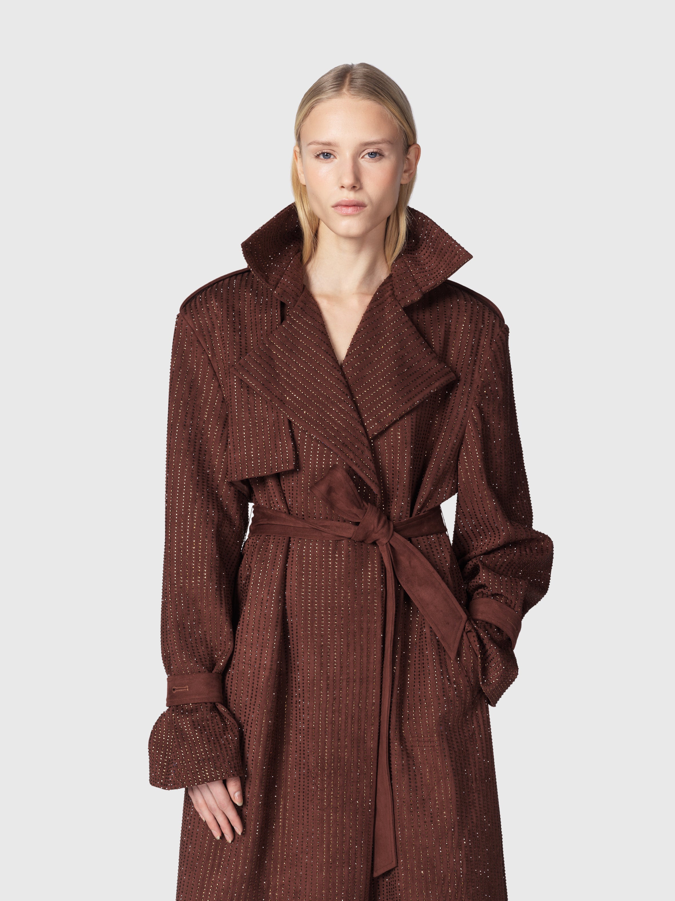 Velia-trench-over-marrone-in-effetto-camoscio-con-strass-Twentyfourhaitch_1_3.jpg