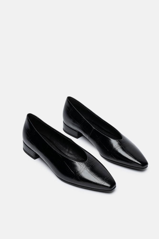 Eluva – ballerina nero | TWENTYFOURHAITCH – vista tre quarti