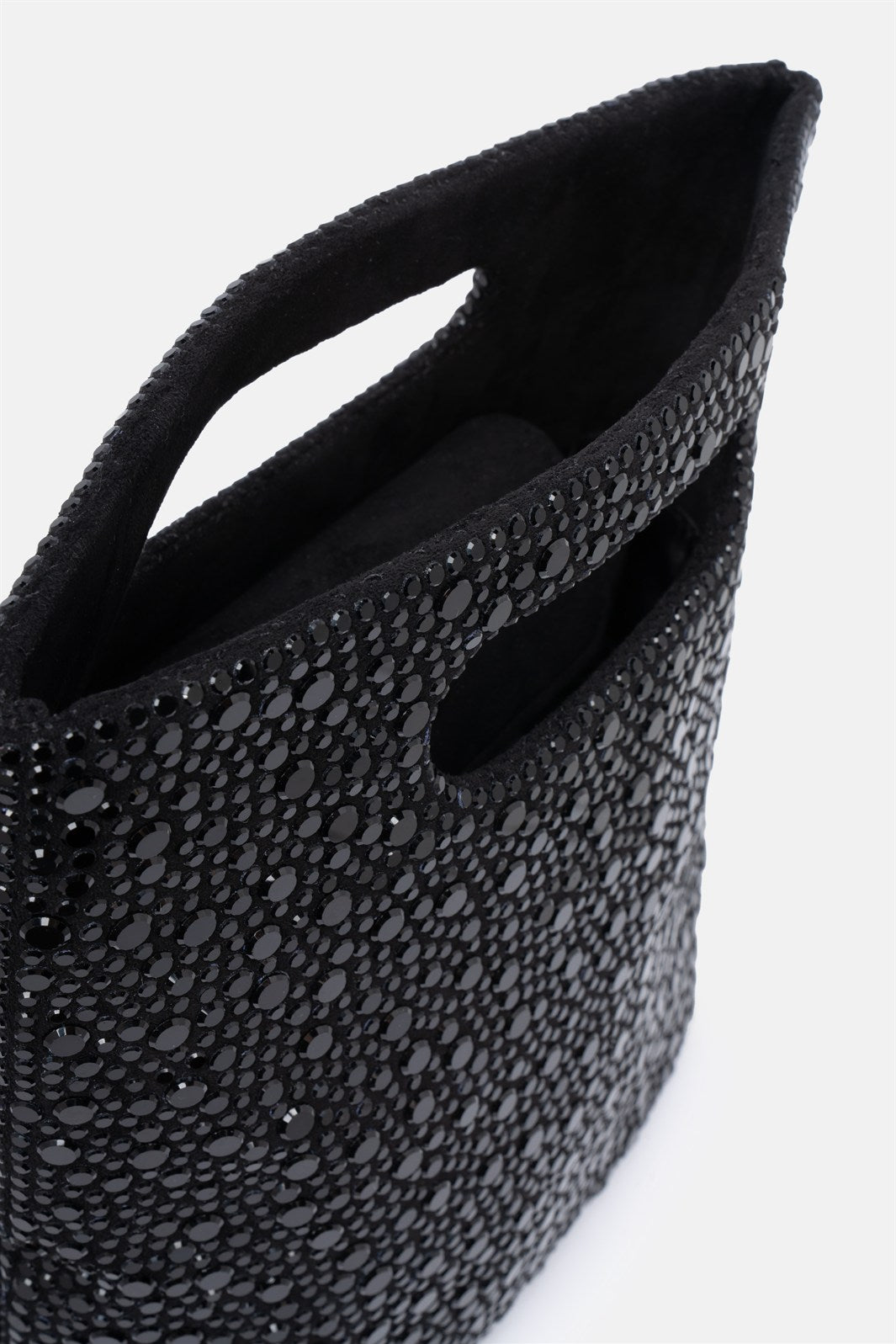 Briva – borsa a secchiello nera | TWENTYFOURHAITCH – dettaglio