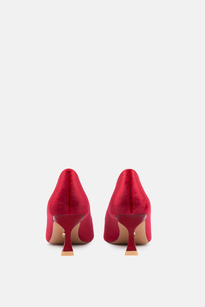 Astrae – décolleté bordeaux | TWENTYFOURHAITCH – vista retro