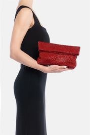 Varadero – mini pochette rossa | TWENTYFOURHAITCH – indossata dalla modella
