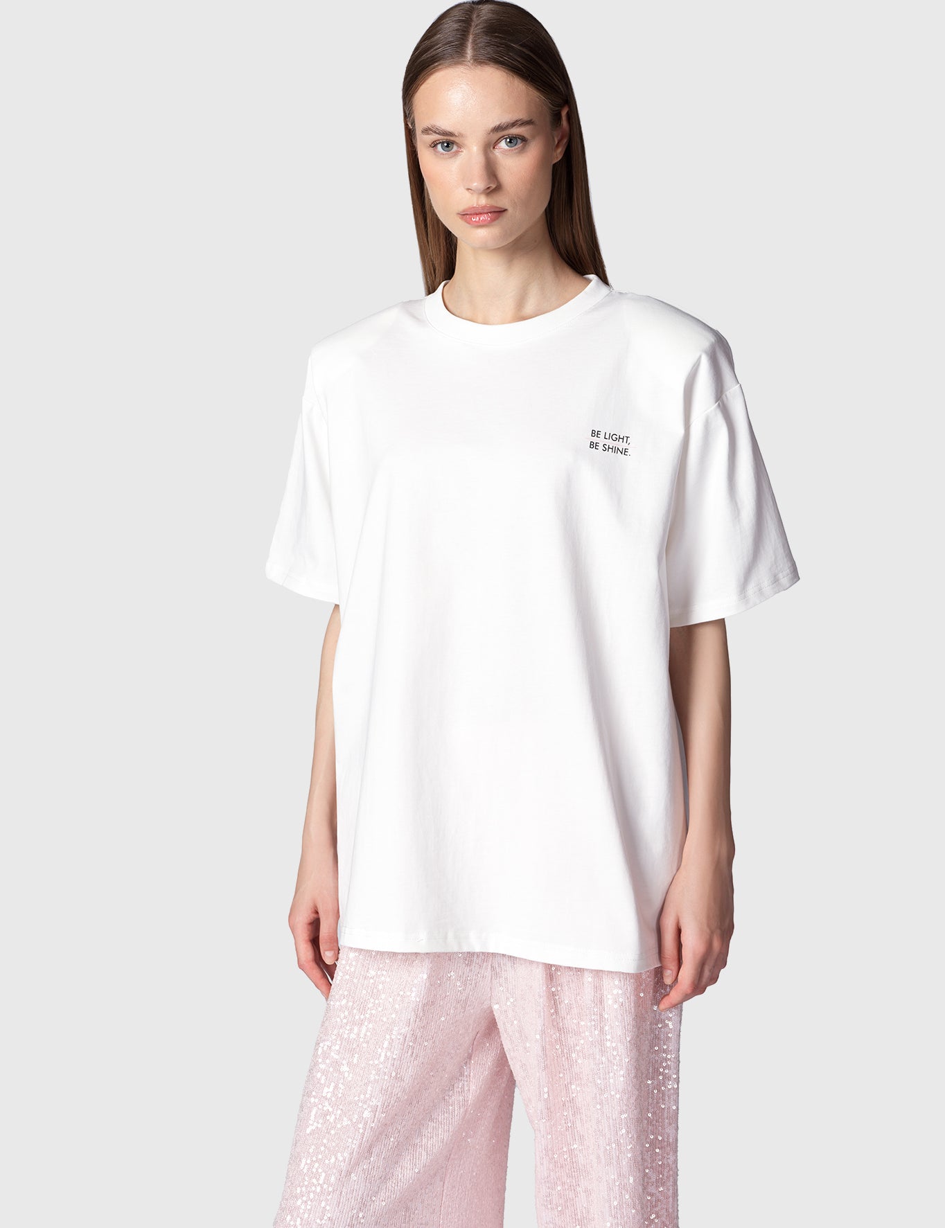 t-shirt-be-light-bianco-mezza-manica-new-arizona-pantalone-paillettes-twentyfourhaitch_1_1.jpg