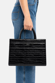 Serane – tote bag nera croco | TWENTYFOURHAITCH – indossata dalla modella